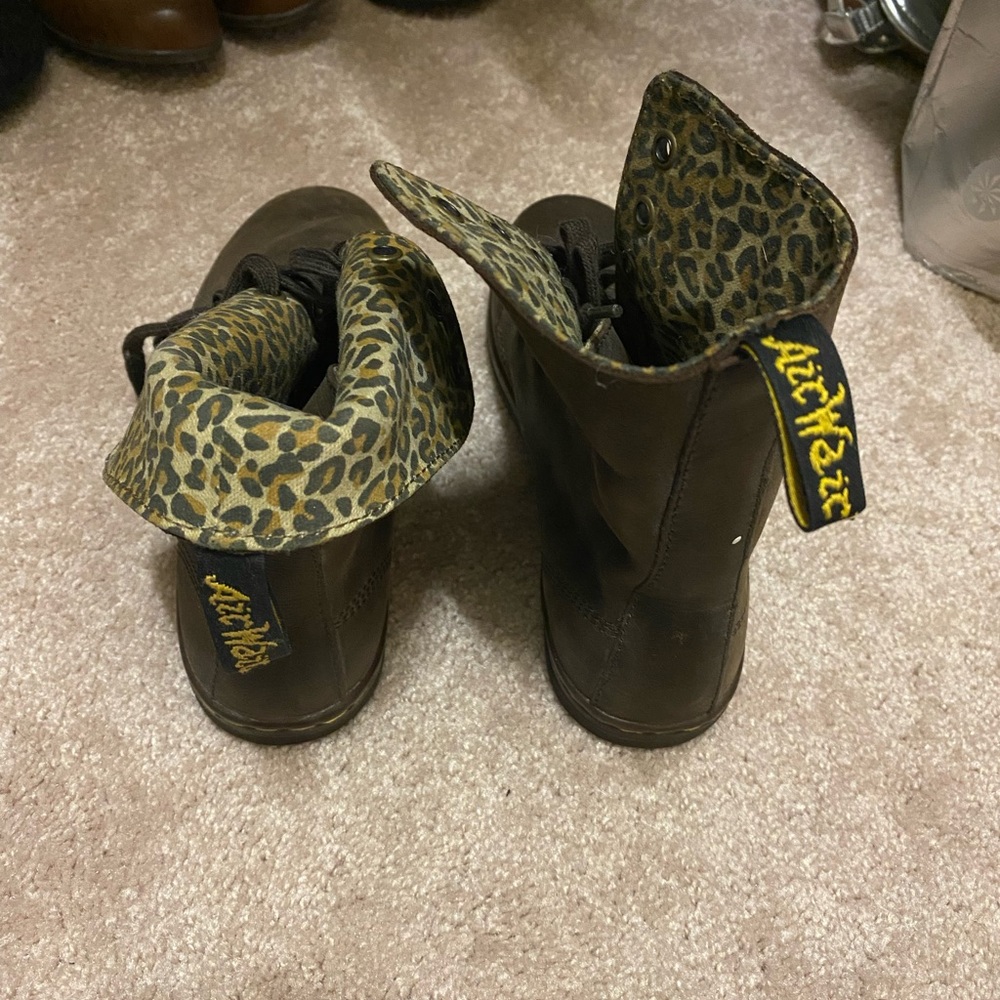 Dr Martens AirWair Startford Boot - Brown size 7 - Gently used